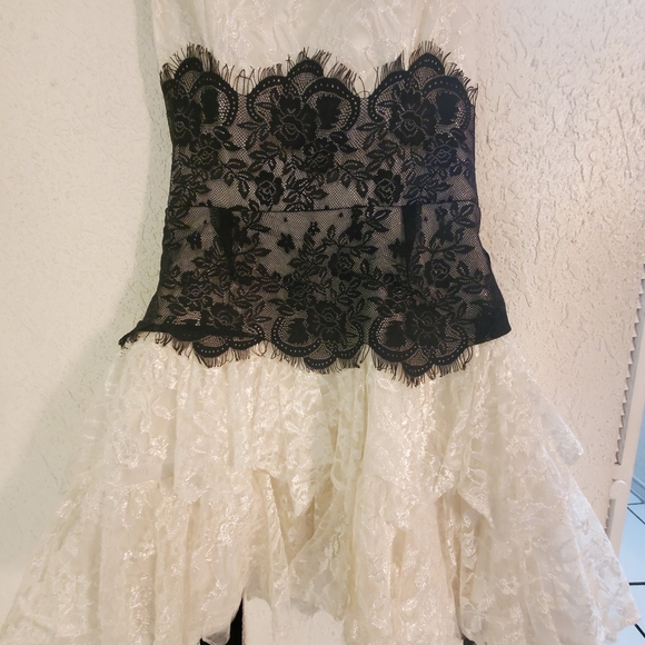 White lace mini dress - Picture 4 of 4